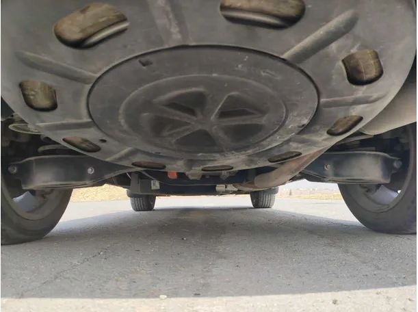 Car image 25