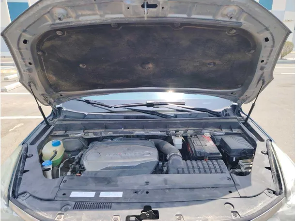 Car image 35