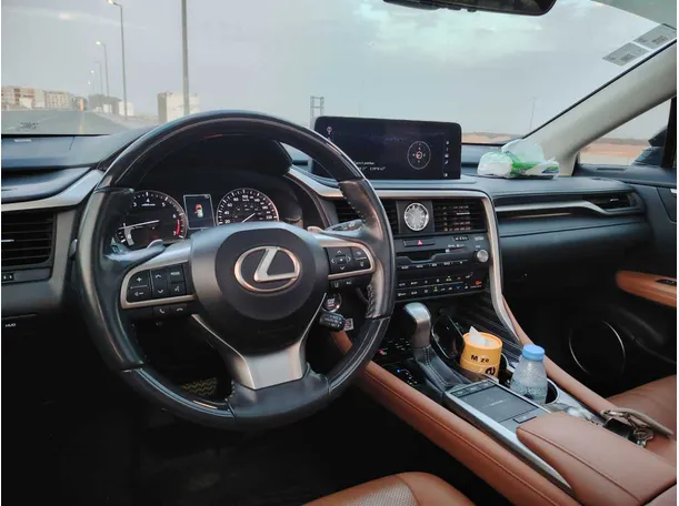 Car image 26