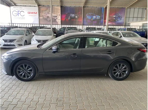 Car image 8