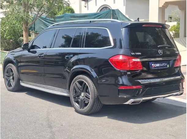 Car image 7