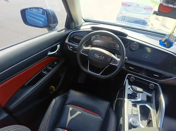 Car image 21