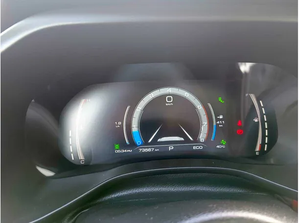 Car image 28