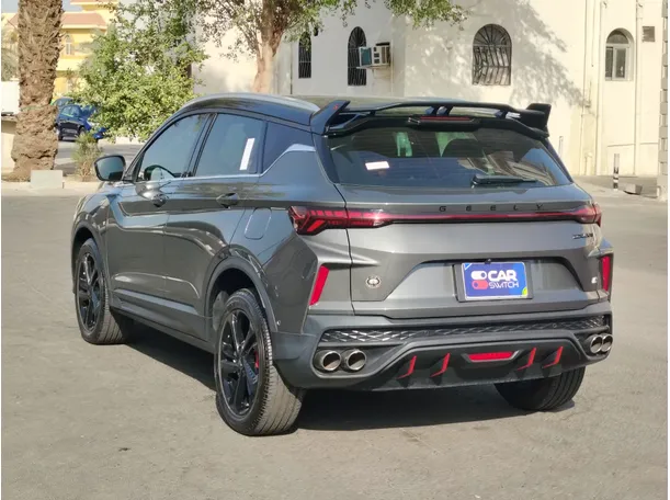 Car image 7