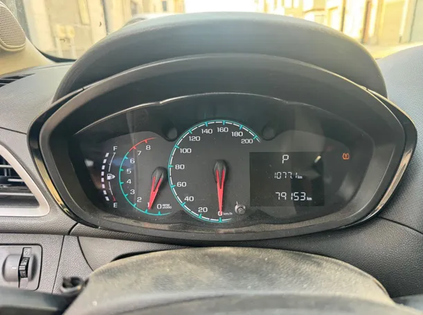 Car image 18