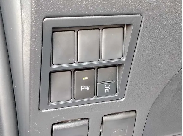 Car image 31