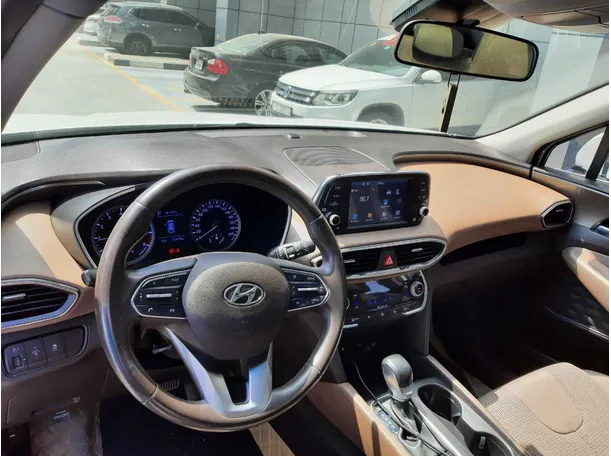 Car image 11