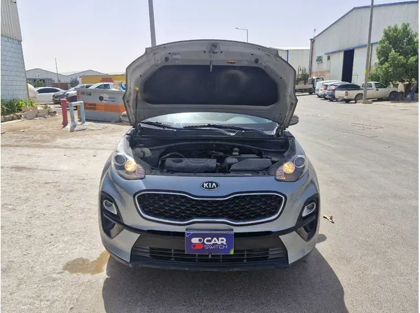 Car image 24