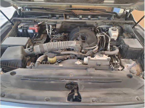 Car image 19