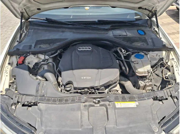 Car image 21