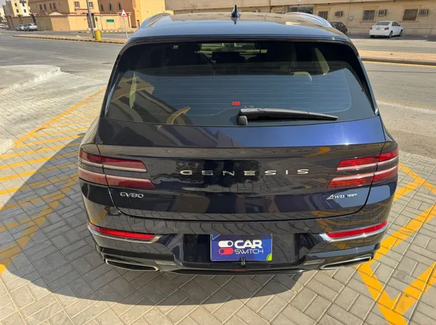 Car image 6