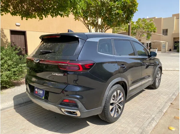 Car image 5