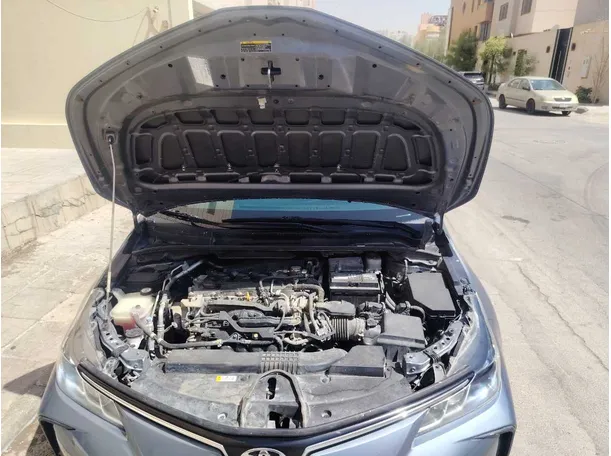 Car image 26