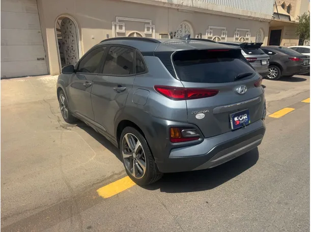Car image 7