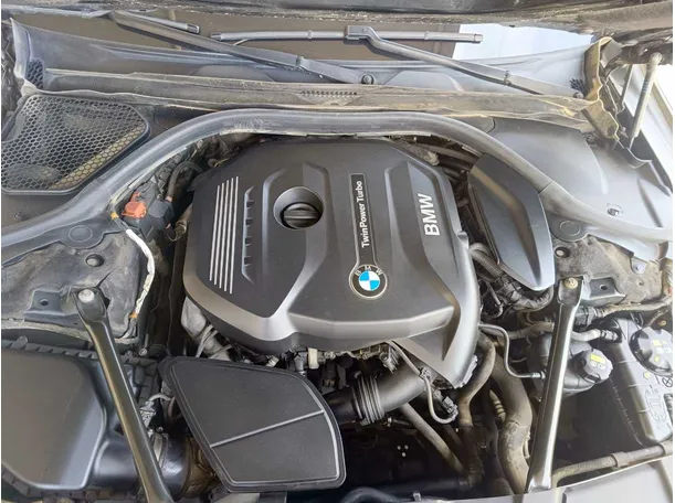 Car image 40