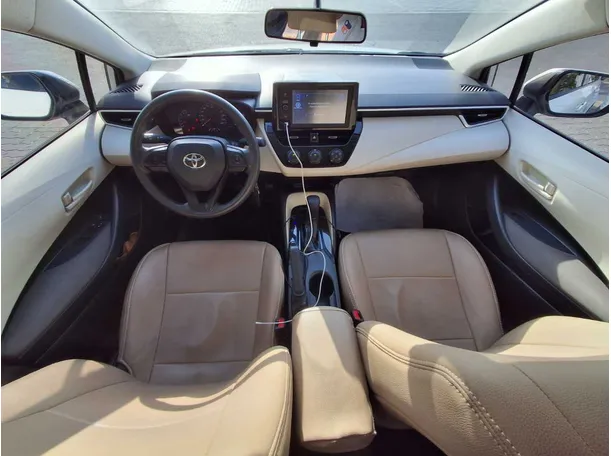 Car image 16