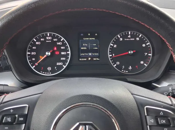 Car image 17