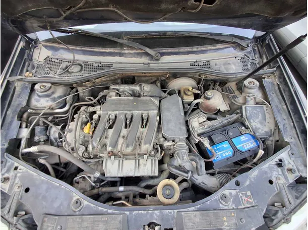 Car image 18
