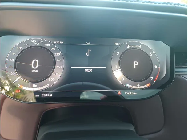 Car image 20