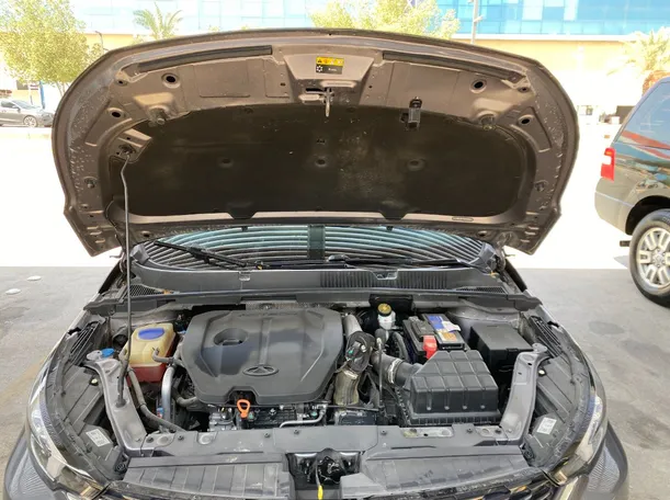 Car image 26