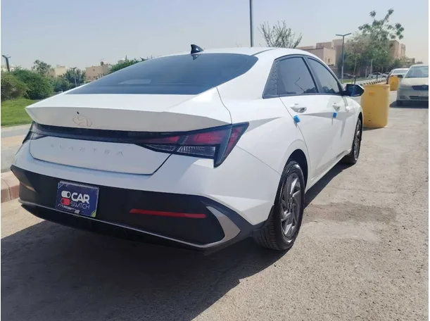 Car image 6