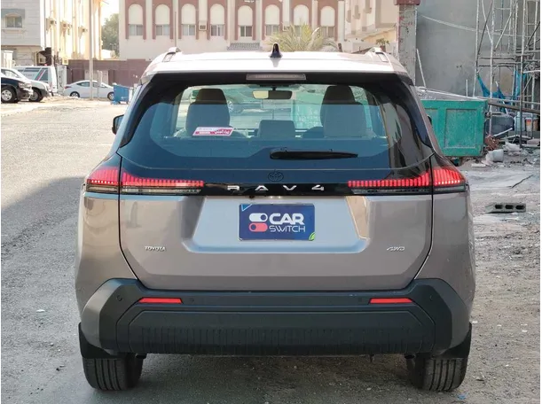 Car image 6