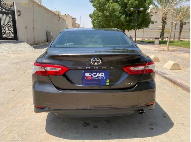 Car image 5