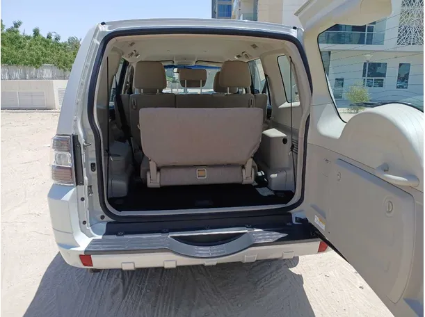 Car image 21