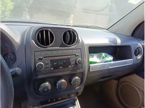 Car image 21
