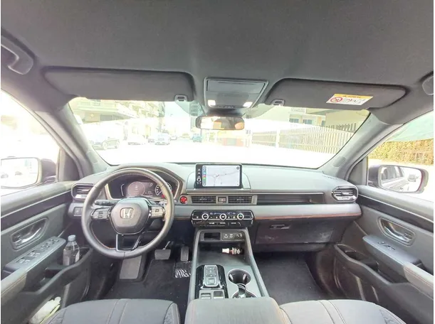 Car image 19
