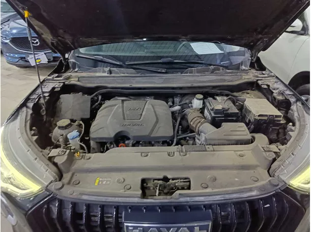 Car image 23