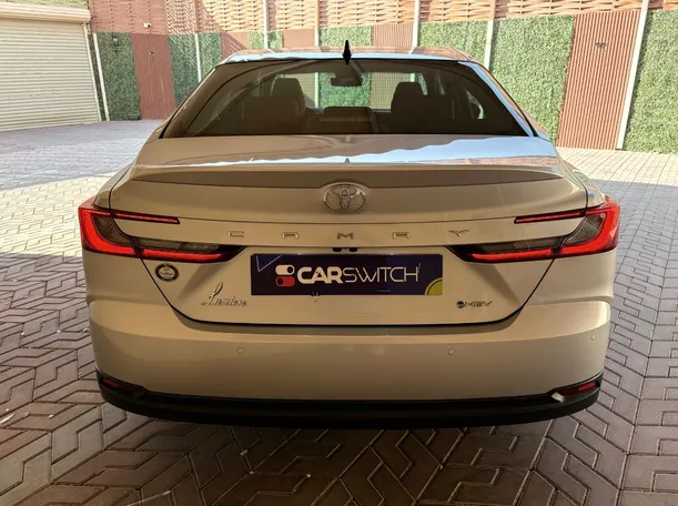 Car image 6