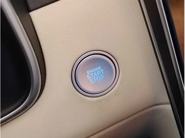 Car image 29
