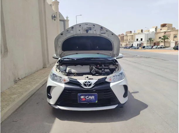 Car image 29