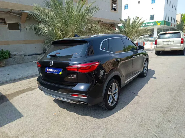 Car image 5
