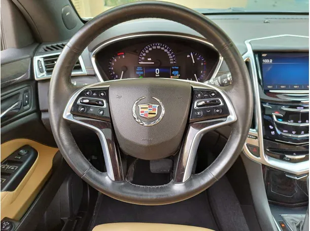 Car image 14