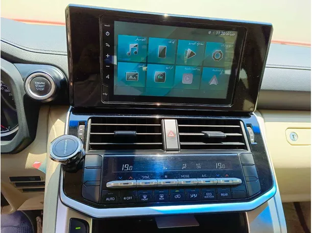 Car image 23