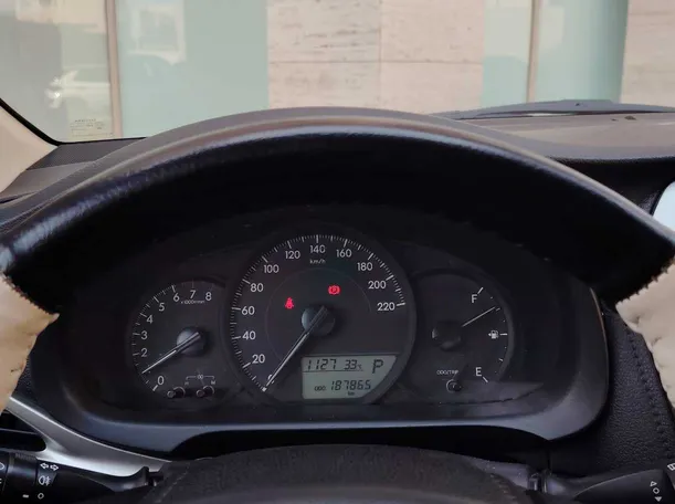 Car image 23