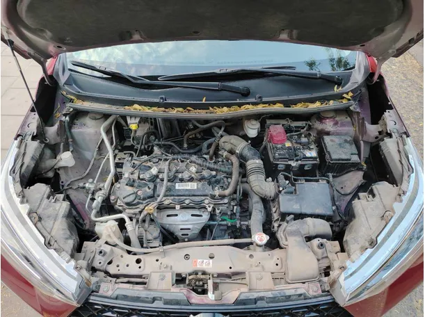 Car image 32