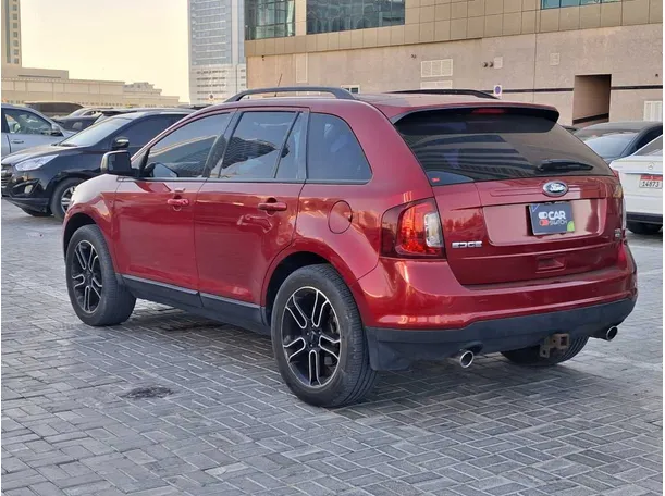 Car image 7