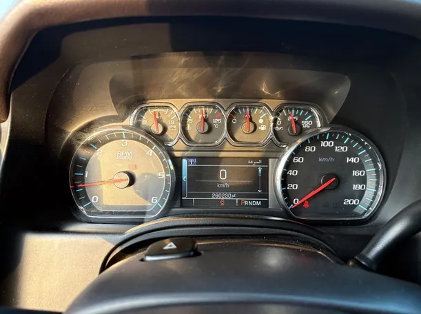 Car image 25
