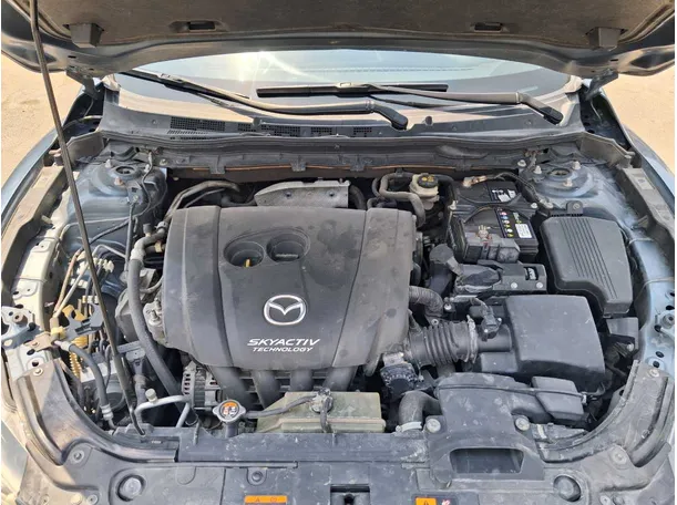 Car image 18