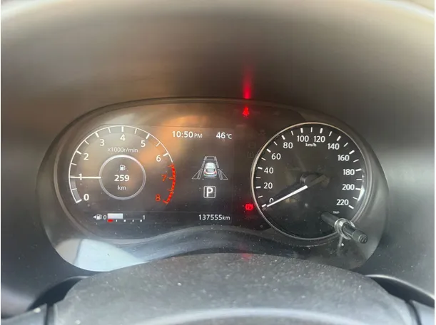 Car image 18