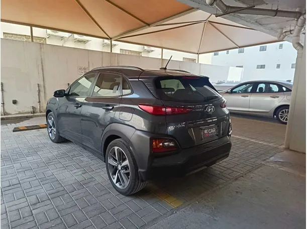 Car image 7