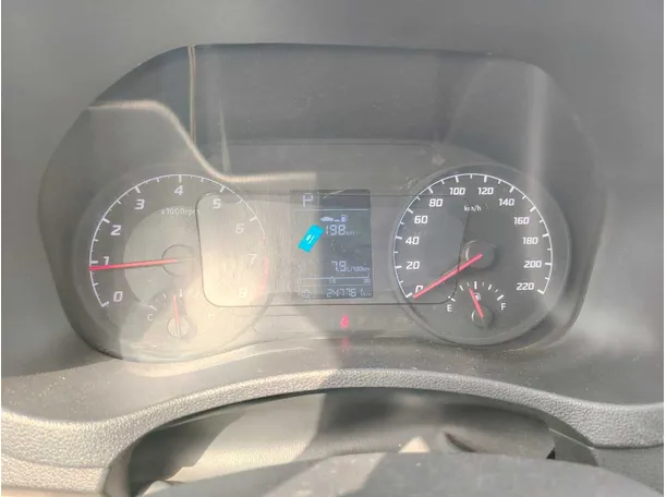Car image 29