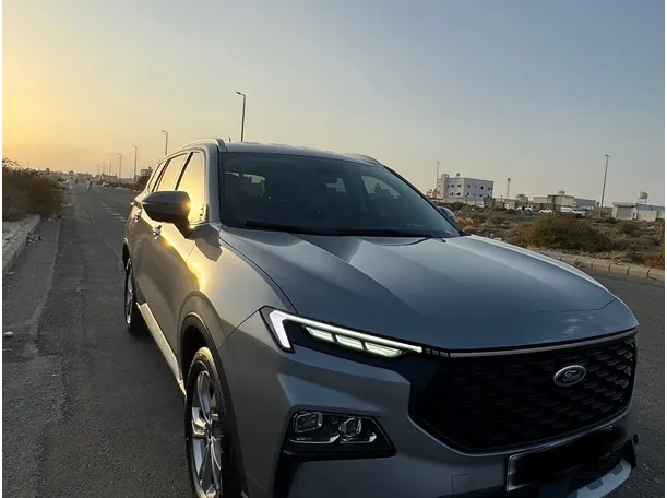 Car image 10