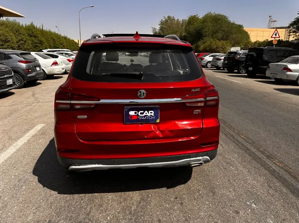 Car image 6