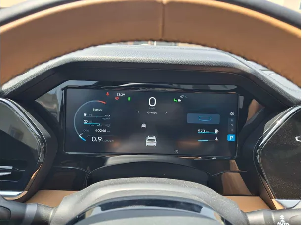 Car image 21