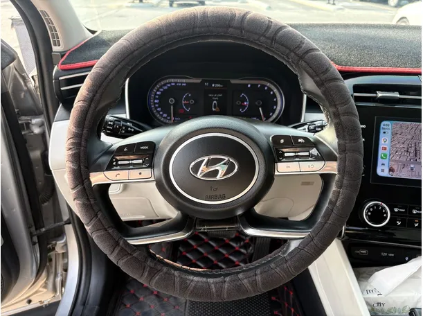 Car image 22