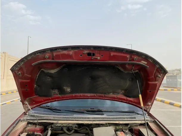 Car image 30